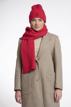  10890 fire pink