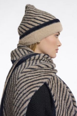  10968 oat black