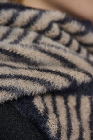  10968 oat black