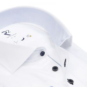  004 white