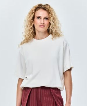  white medium
