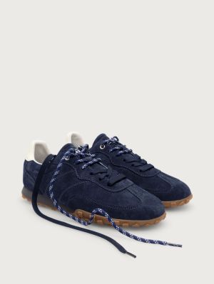 3050