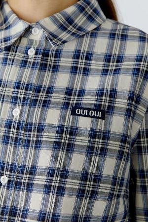  0105 white blue