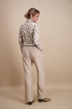 2 beige/taupe
