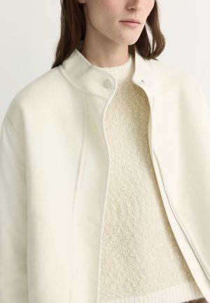 61368 0340 WINTER WHI
