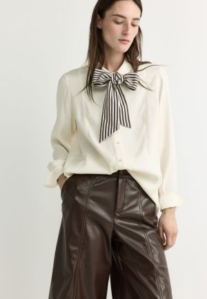 01161 0340 WINTER WHI