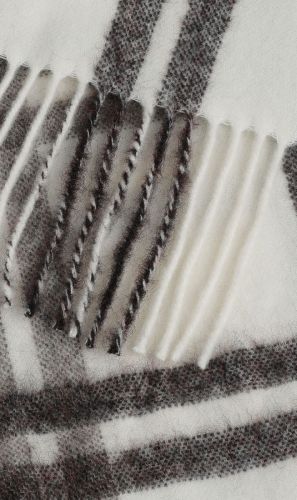 80383 0340 WINTER WHI